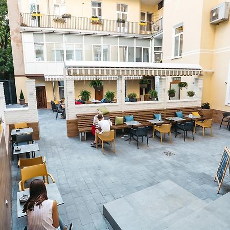 Discovery Hotel Liov Exterior foto