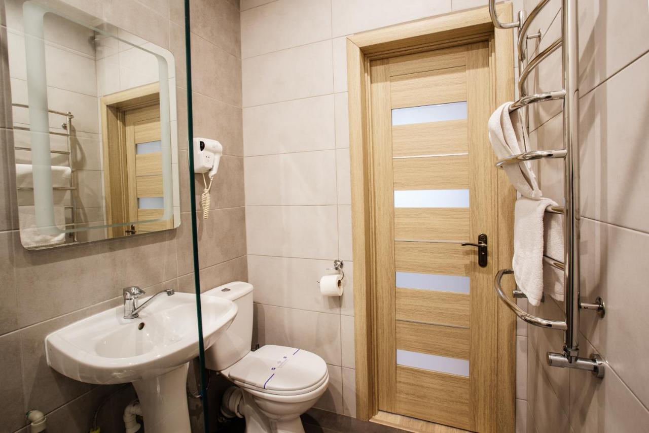 Discovery Hotel Liov Exterior foto